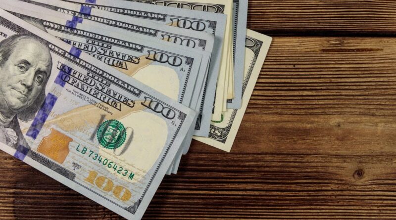 stack of $100's